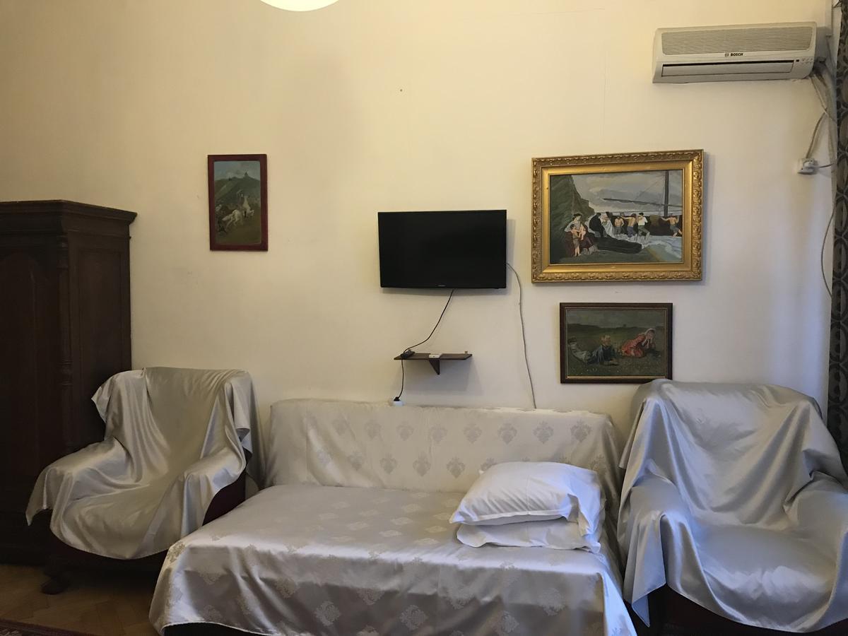 Gutsa Artists Mini-Hotel Tiflis Exterior foto