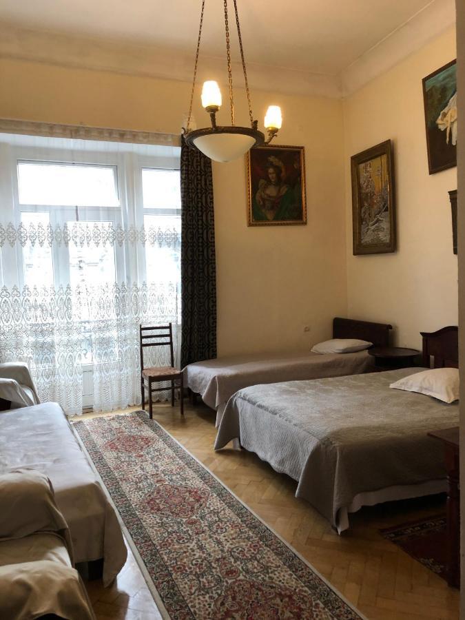 Gutsa Artists Mini-Hotel Tiflis Exterior foto